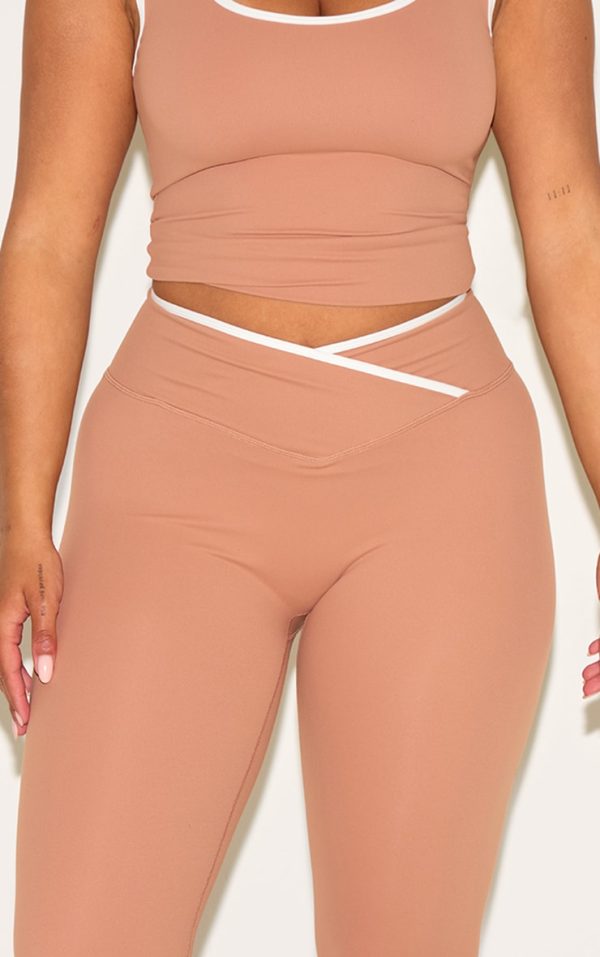 e86fcc7786950ad9125efa5fc5b943f0b5307615_CNM6284_4_shape_mocha_active_contrast_binding_wrap_waistband_leggings