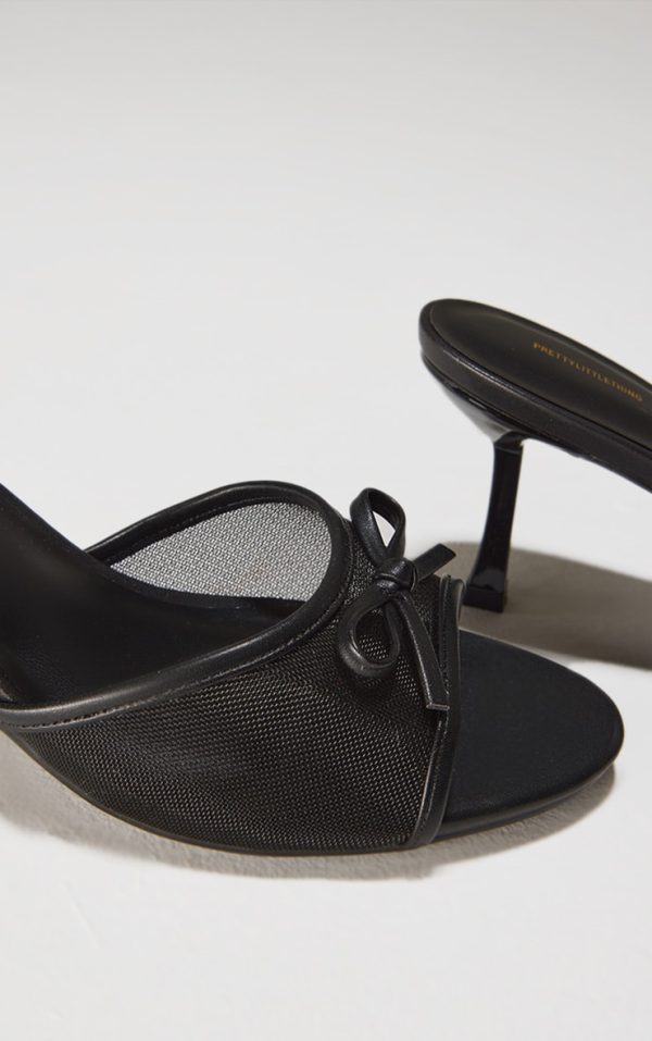 e89120dd68f5202b8f45e07591e3e7aa70562579_CNJ9401_4_black_mesh_round_toe_bow_strap_mid_heeled_mules