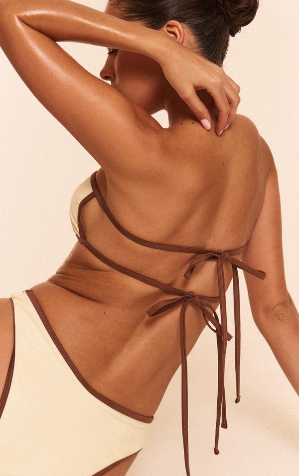 e9313c148d7baa713727894b858554be718a17d0_CNM4579_2_cream_contrast_binding_bandeau_bikini_top