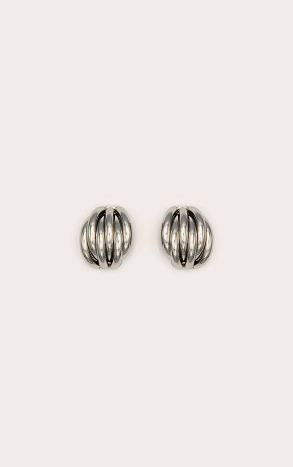 e936b9b1bc462f01782bf71226fecef61e2190b1_CNM1964_1_silver_ribbed_oval_stud_earrings
