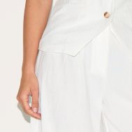 e958c1ad12aa938d7c8dde759c52e1ea592a0a2b_CNM4200_4_white_wide_leg_pleated_trousers