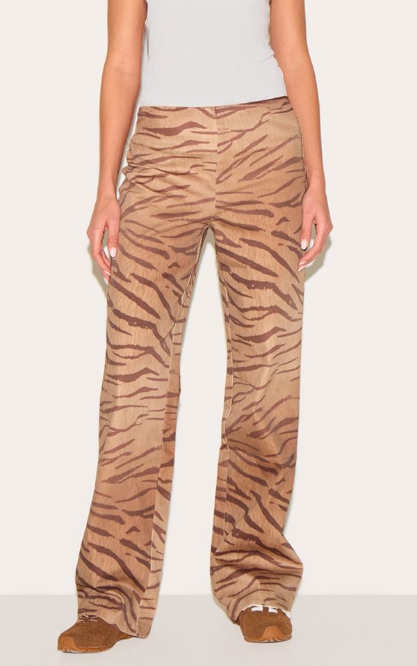 e960a7807e48f165c4134ee388b70d94539b057c_CNM2422_2_brown_tiger_printed_trousers