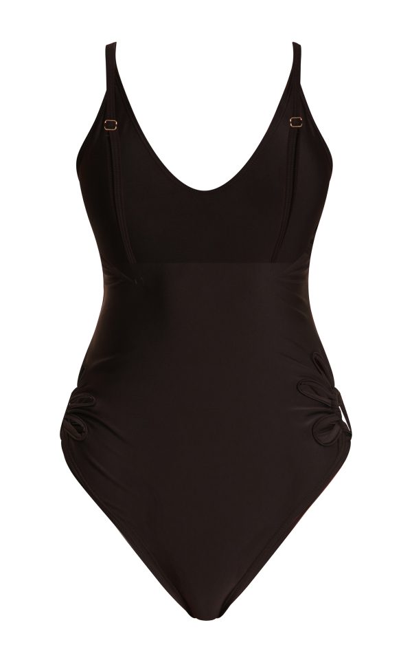 e9b41834f4ded1a1f0e91549d90908960b384b0e_CNM7164_6_black_cut_out_hip_detail_swimsuit