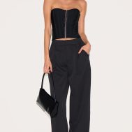 ea00de4f4b322a30650674eeb54efaf5b49f3229_CMO7969_3_black_bandage_hook_and_eye_structured_corset
