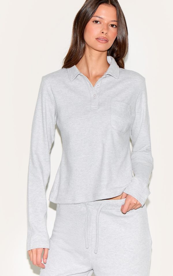 ea1f6064b99ecd762a8a89671e4d26f011dae9ef_CNM6183_4_light_grey_long_sleeved_super_soft_v_neck_button_up_top