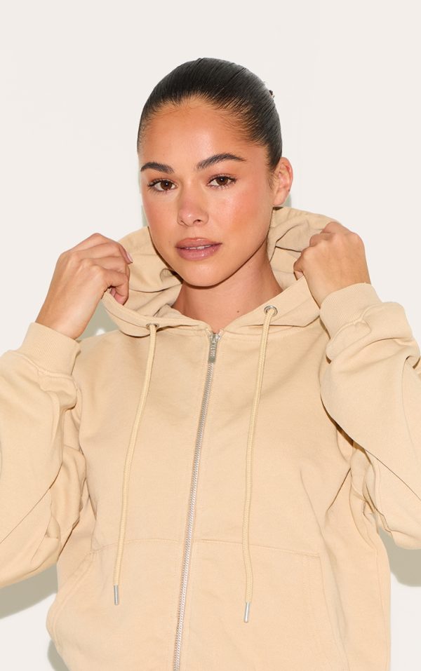 eb2e0fd1f96865f72f4a0d5a4018e98543cba762_CNL1125_4_prettylittlething_stone_washed_embroidered_zip_up_hoodie