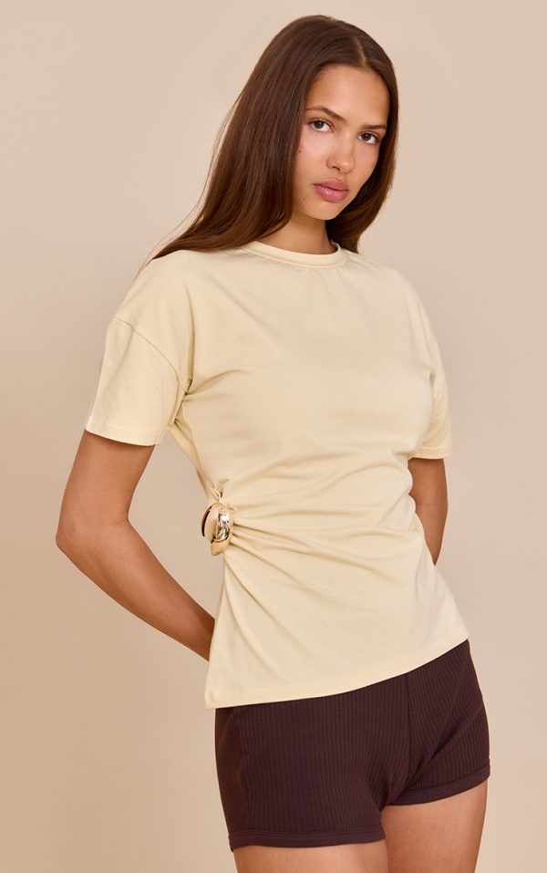 eb488d34d8a7f1c94a7671c4a2c651fb9a7af644_CNN1208_4_butter_yellow_trim_detail_asymmetric_hem_t_shirt