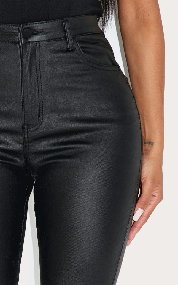 eb7e937a61680af765d50fab9584926feb3ce186_CNL0668_4_shape_black_coated_denim_split_hem_flares