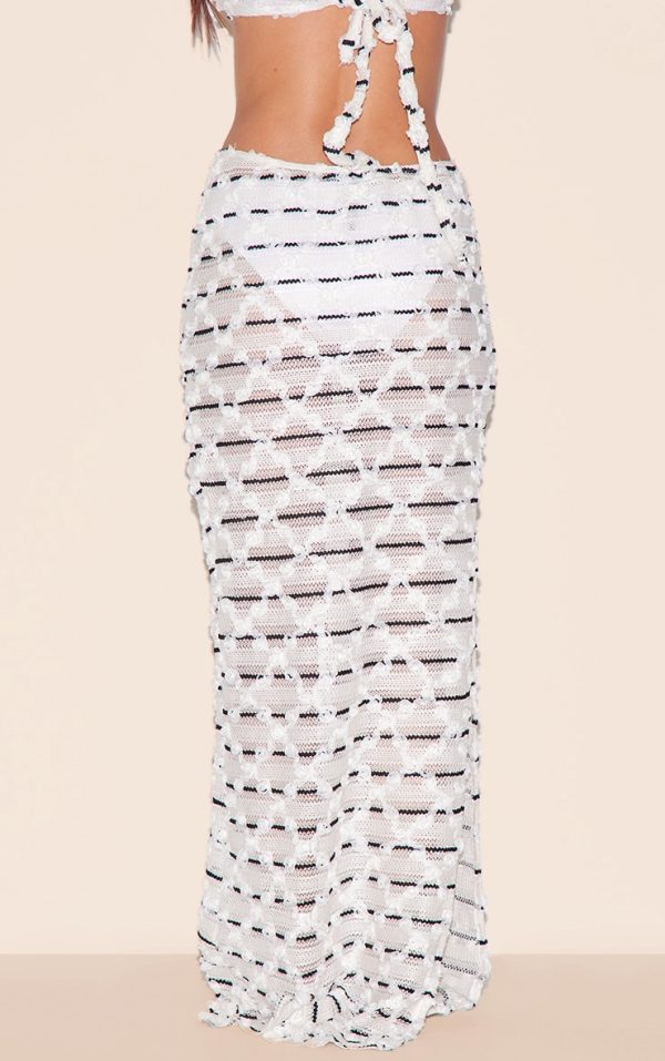 ec33ffb8c76e8f56312250ce5df86d1b0638b287_CNL8564_3_white_textured_stripe_maxi_beach_skirt