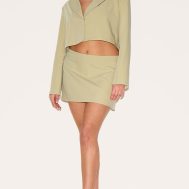 ecde4b1d0ffd538b3ee3e7fecd054d38b9f9b5d6_CNM5657_3_plus_sage_green_tailored_woven_boxy_cropped_bow_detail_blazer