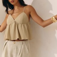 ed714f8b282b7147a065b5e731fe3bdbe83a6a4e_CNN0329_1_beige_woven_floaty_cami