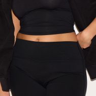 ed7e46e27ae2555bdae17ec5db6414f145d84d3f_CNG4263_4_plus_black_sculpt_high_waist_flare_yoga_pants