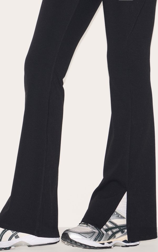 eda827e289242daffebb87621a3b5fe013ccafca_CNM1160_4_tall_black_contour_sculpt_seam_detail_flare_leggings