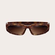 ee3c47236cb6b29bf9b3f8fa86e4966293142cf1_CNL7855_1_tortoiseshell_chunky_angled_sunglasses