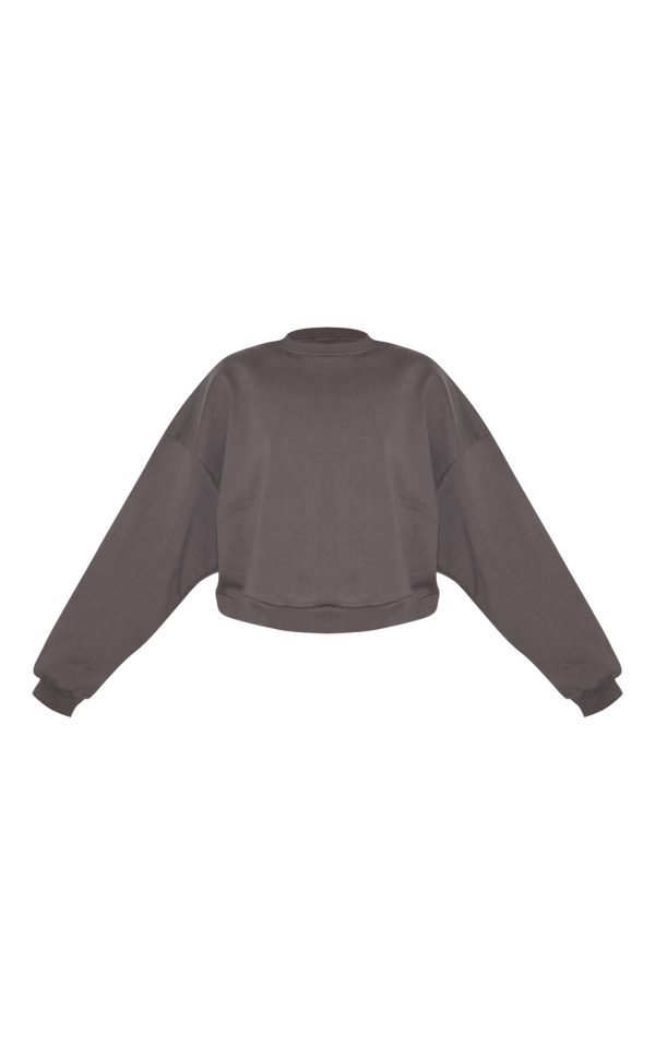 ee901fd1f934e3c780dcaea749e2453689a5709b_CNK1375_5_prettylittlething_tall_charcoal_premium_studio_print_boxy_sweatshirt