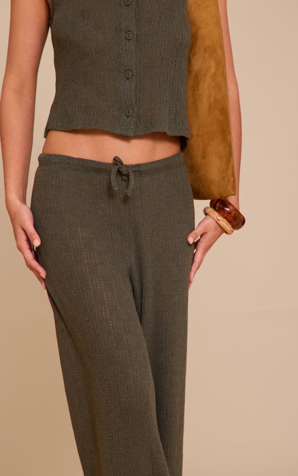 ee99809981c5c15298e6a6186bfef60d0c8e2192_CNM8931_4_khaki_mid_rise_textured_wide_leg_trousers