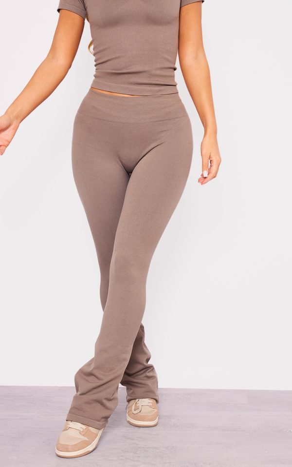 eef21479a9cb97e9ddb776c3ec26197b6695ece5_CNH5194_2_taupe_seamless_high_waist_flare_yoga_pants
