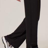 ef1c5df10d748c2be3f2d7d03534e39a85211f8e_CNK5054_4_black_flared_split_hem_joggers