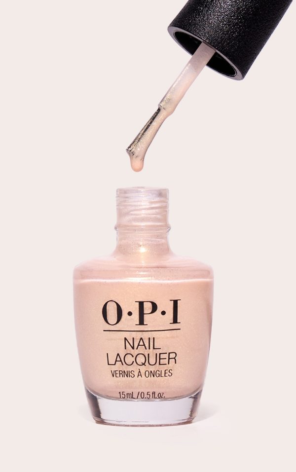 f00cb2b89f07f45138521267d9e2c30016ad7ab4_CNM6914_3_opi_nail_lacquer_mirror_mirror_on_the_awe