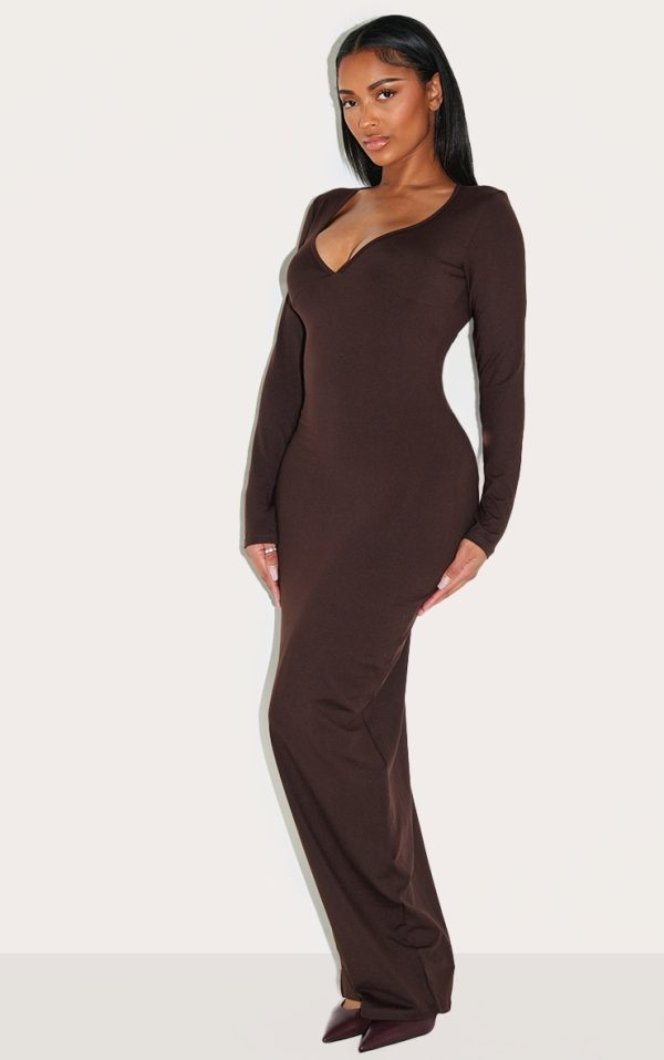f08e09eb70d48bc699ba9cac0008a21bec1f781b_CNL8206_3_shape_chocolate_sculpt_sweetheart_neck_maxi_dress