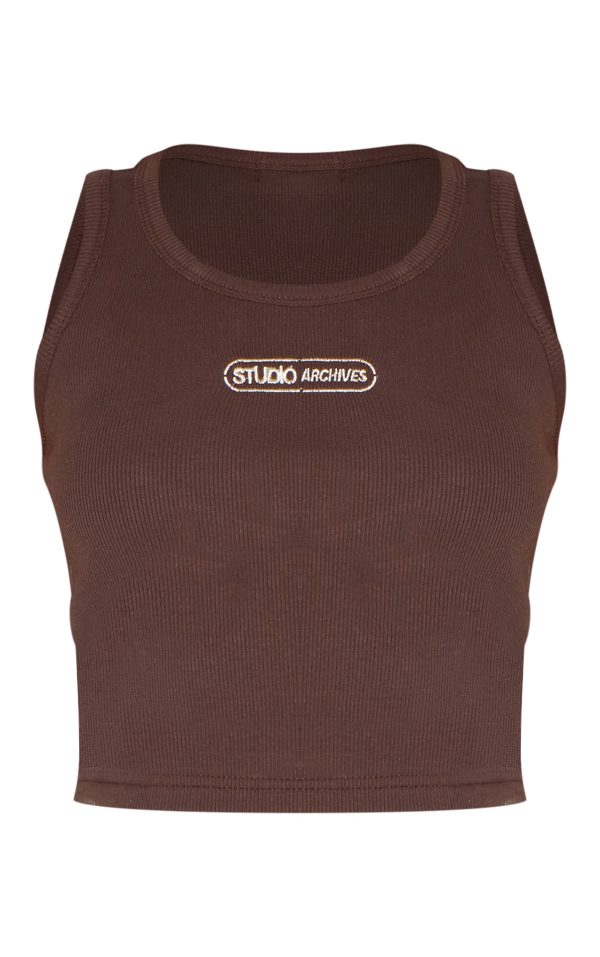 f10a6696f5cd4ba5fe6f58d9afc80c20be470800_CNL1140_5_chocolate_ribbed_contrast_studio_archives_embroidered_vest