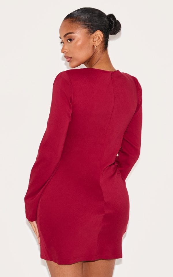 f18d5a492f985e87a812ece3b30c6de96be6a004_CNM0958_2_shape_berry_stretch_woven_square_neck_long_sleeve_ruched_waist_mini_dress-1