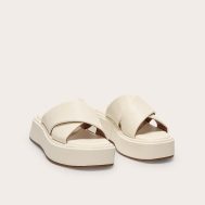 f244596ba853197648a4ff665fb9ea97abbb1562_CNL7129_2_cream_pu_round_toe_cross_strap_flatform_sandals