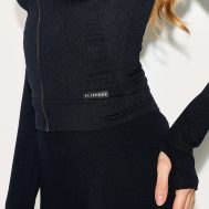 f26553fde81ca3643e97a36c78fc3e55e1a0b8ba_CMN8060_4_black_seamless_rib_detail_jacket