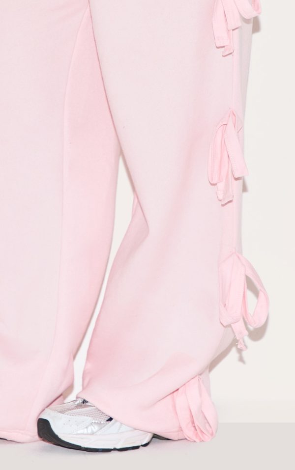 f28ef8ee8fbaf9c7de495711c8e544621b23eb11_CNK0422_4_petite_baby_pink_wide_leg_joggers_with_bow_details