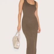 f2aae6c7c3de759e7e37d89552cc5c97f86e05b2_CNC9498_1_olive_basic_simple_maxi_dress