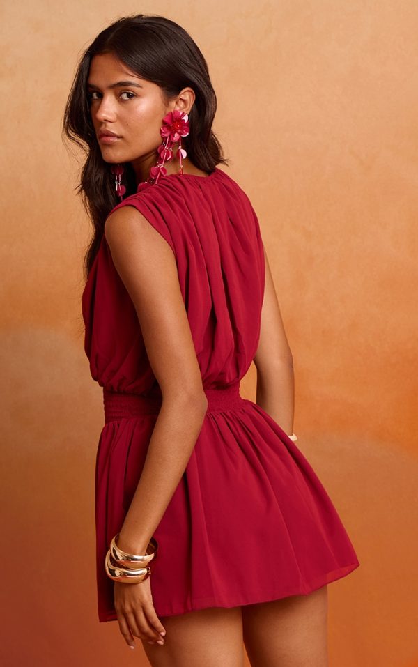 f30d44f23b7be97ee4e967314d190f71e59342b1_CNM7584_2_deep_red_chiffon_shirred_mini_dress