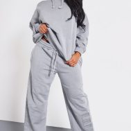 f36d26f0b93c00857c92a16b5cc2ebd52c7e4ce7_CNK5650_1_prettylittlething_shape_grey_joggers-1