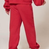 f57bbe4d24d8ee13bd5d23b18e7f02a1cc82ff47_CNK6316_3_prettylittlething_red_oversized_embroidered_cuffed_joggers