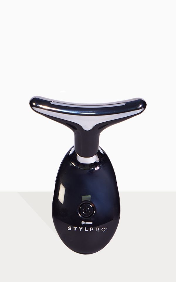 f5b6da11c75176a8acad762da983cc796b470a7c_CNJ9353_1_stylpro_fabulous_firmer_neck_and_face_smoother