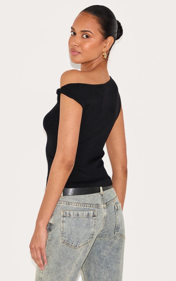 f5cb78324548508a1483a41743cea9c5924b0722_CNJ9180_2_black_fine_knit_twist_neck_vest_top
