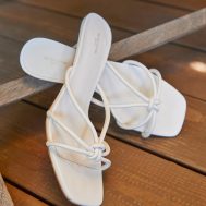 f6560257afa827a214b35110eaf3590bac4725c7_CNH8734_4_white_wide_fit_pu_square_toe_knotted_heeled_mules