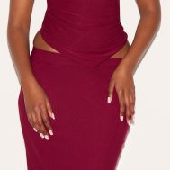 f70b3c3c212592eedcf33091d556c11c3df82178_CNL4955_4_burgundy_soft_touch_mid_rise_maxi_skirt