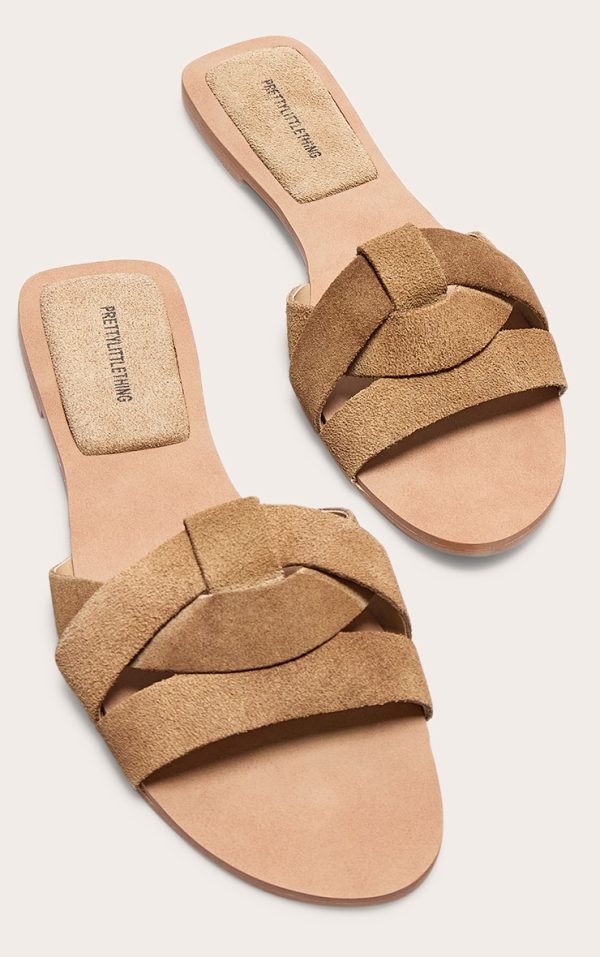 f7321909d67df43bfa036284283fbb22e4b684c1_CNJ5065_4_beige_faux_suede_round_toe_flat_mule_sandals