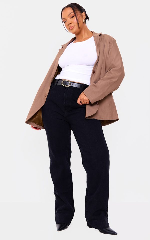 f76250e2397ad70a013bc4aac83a26e2fe720d3d_CMM6223_1_prettylittlething_plus_black_long_leg_straight_jeans