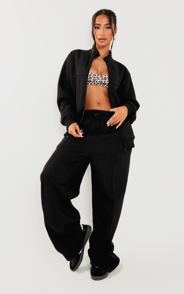 f7e9b653fbd7eaaf26218f1c27ed0e41b68174ef_CNK4388_1_petite_black_seam_detail_straight_leg_joggers