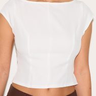 f84c98b0685e2f043e17a66a983e0c87e2da6e62_CNL7500_4_white_woven_boatneck_top