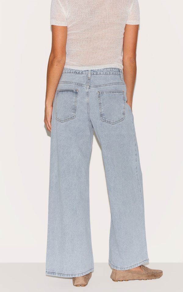f893877be9b1caa7b744a7a358e5319a0f6bf40a_CNM1928_3_petite_blue_low_rise_wide_leg_jeans