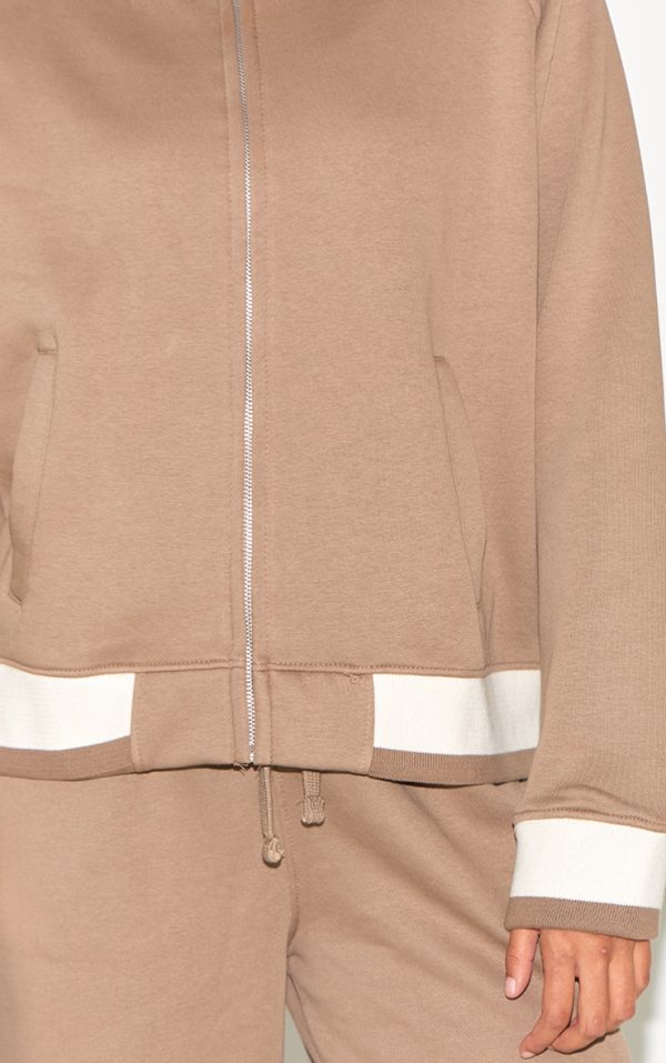 f9d7f92c8dbe6e6bb07f3fdb64fe2659ddd614b6_CNM6476_4_taupe_contrast_seam_sweat_bomber_jacket