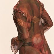 f9f4db731f965bc684da6472ea7acf74eae5680d_CNN0670_2_multi_water_colour_print_mesh_frilly_tie_front_beach_top