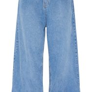 faea6f4e46b0d6011775261853d8cfddc16f4bec_CNG5458_5_prettylittlething_plus_mid_blue_wash_high_rise_boyfriend_jeans
