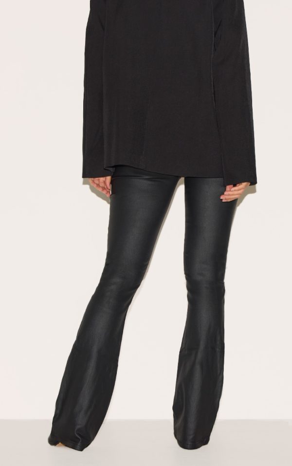 fb05e6e86ccd423b216902c9013b08dc5c06102d_CMO4550_3_black_coated_denim_flares