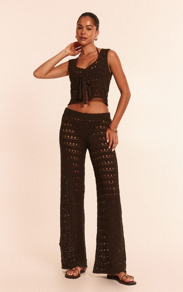 fb5ebae0ba8ae9e8125b81ab6519a473f224a810_CNM7150_3_chocolate_crochet_tie_front_beach_top