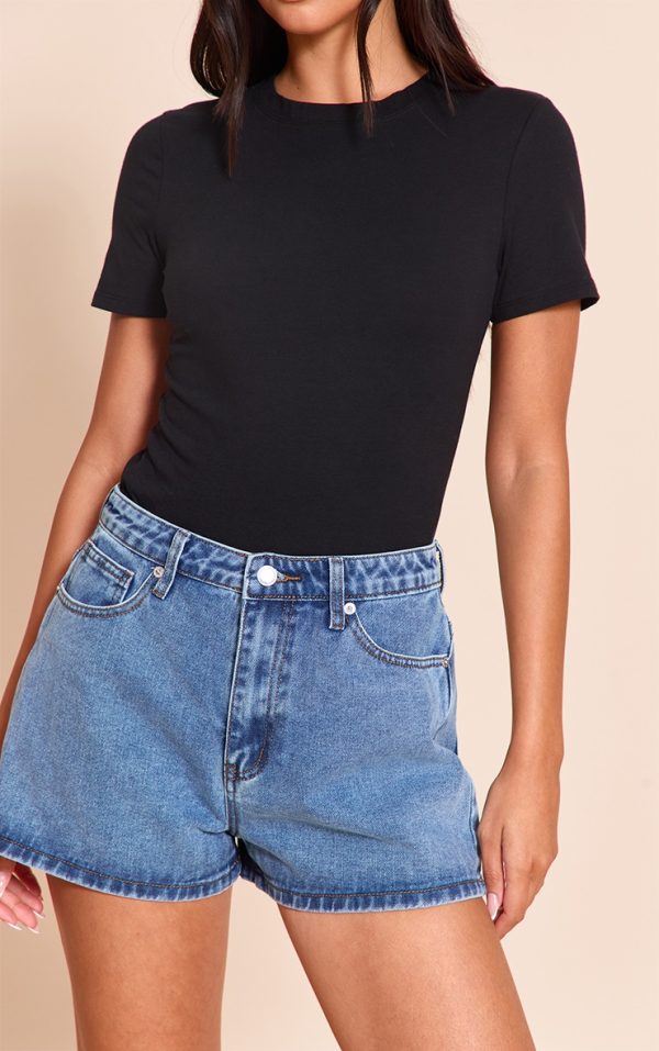fbd5d2a574320751b64f40d54ef4e25005820df6_CNM3849_5_mid_blue_wash_high_waisted_mom_shorts