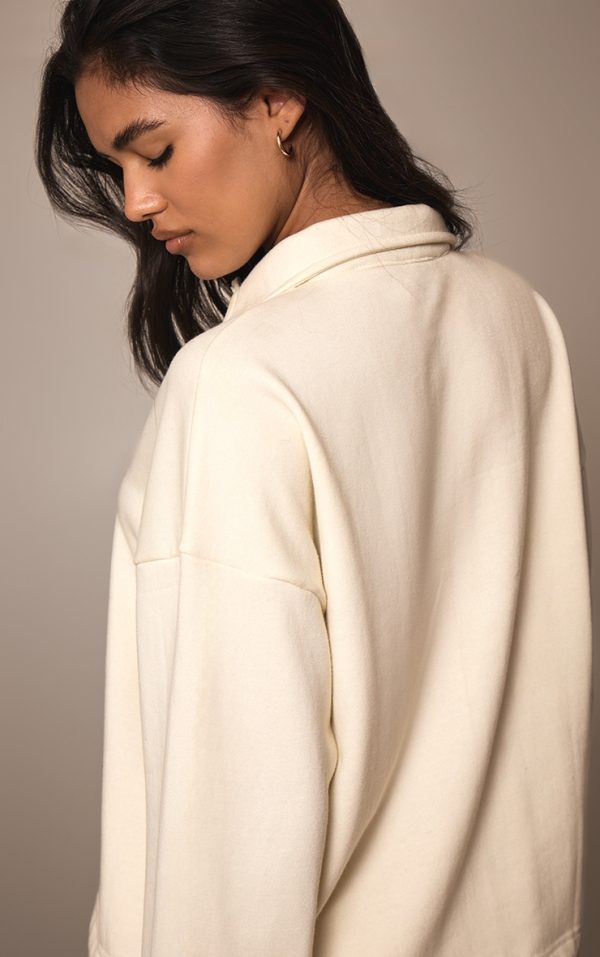 fbdcc47b7ba644fea9c35686787e830be8390418_CNM8445_2_cream_loopback_oversized_polo_detail_sweatshirt