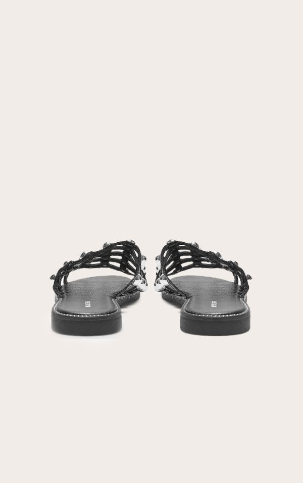 fc039afd833bb52a610f842392c6fc7dc5c1ae71_CLS6055_3_alisa_black_large_studded_sliders